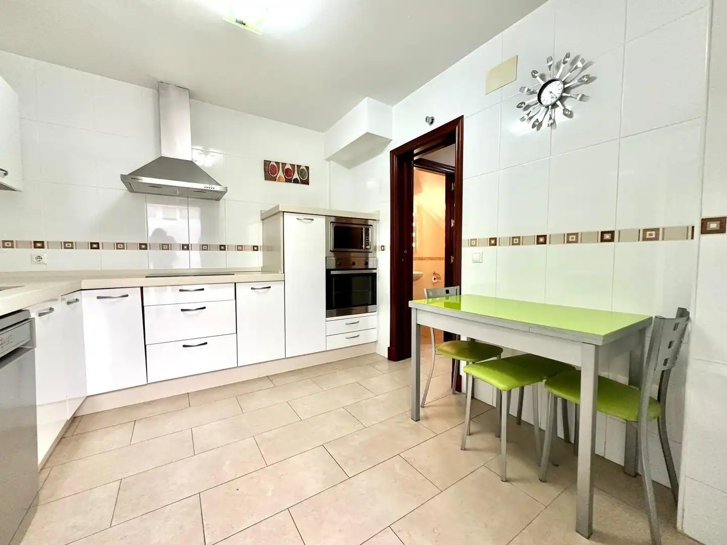 Kitchen of Detached homes for sale in San Fernando  with Air Conditioner, Storage room and Balcony