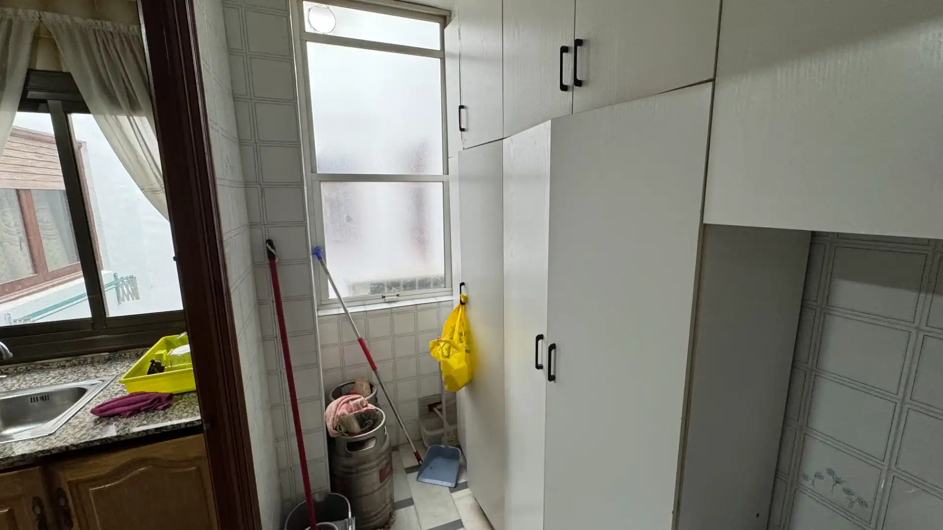 Cocina de Piso en venta en Dolores con Amueblado, Horno y Lavadora