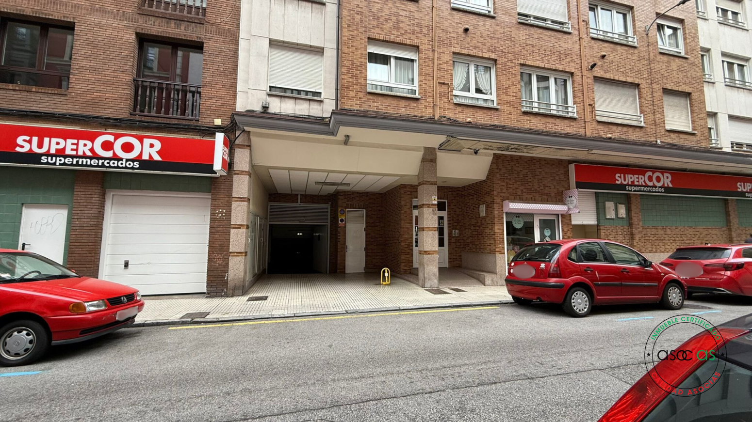 Aparcament de Garatge en venda en Gijón 
