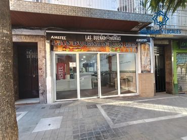 Locale commerciale in cessione a Calle Calle Molinos