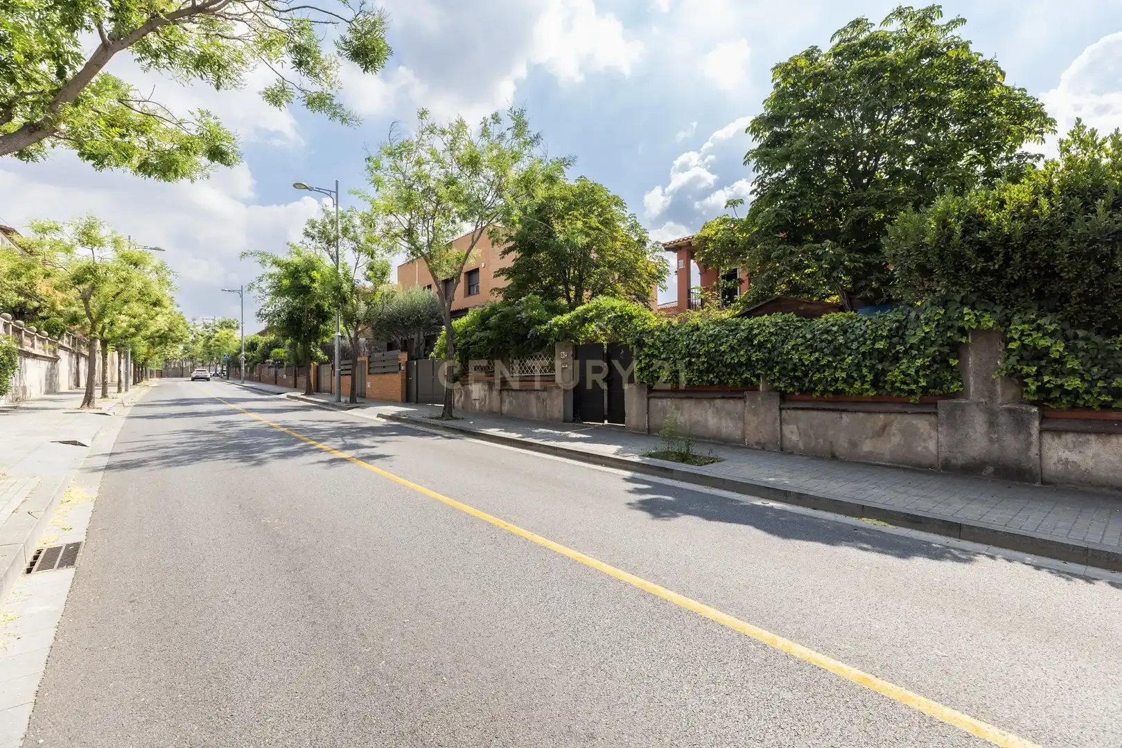 Vista exterior de Casa o chalet en venta en Parets del Vallès con Aire acondicionado y Balcón