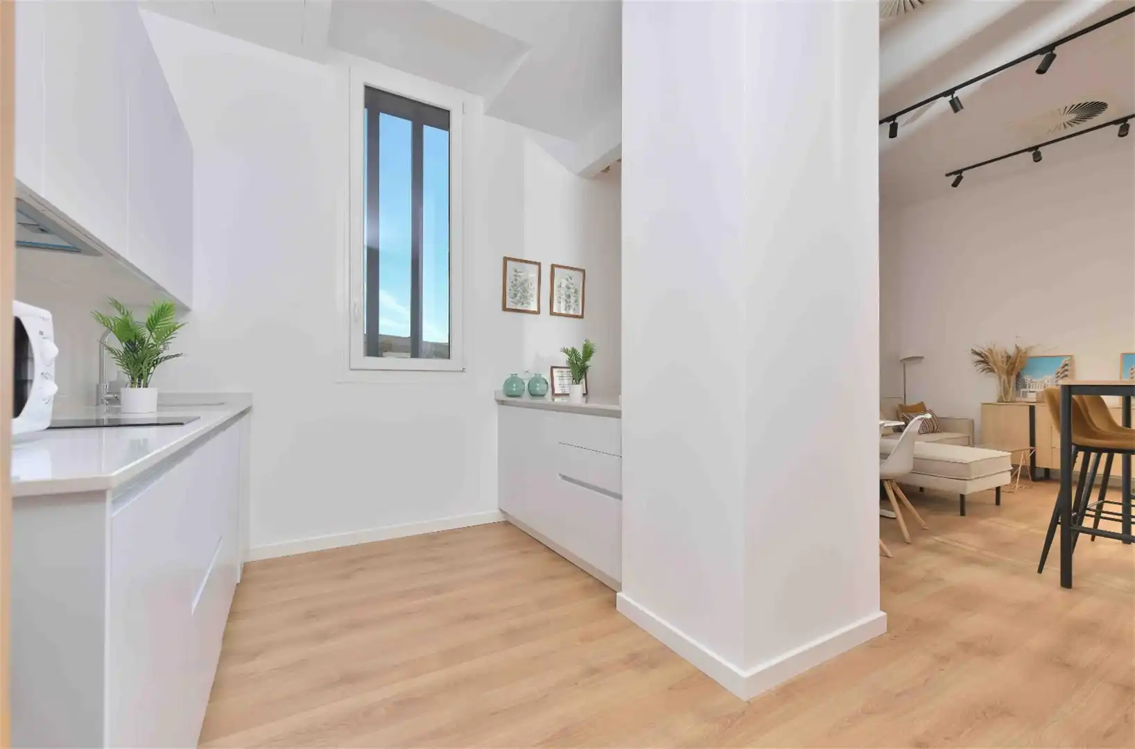 Local en venta en Calle Amperio, 1, Sta. Aurelia - Cantábrico - Atlàntico - La Romería