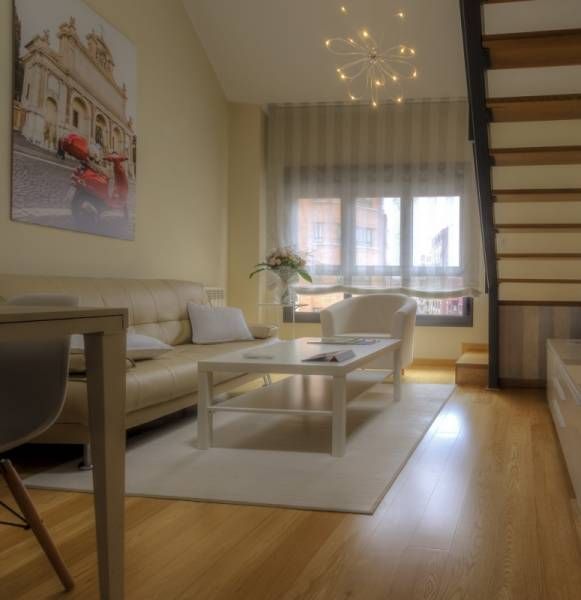 Sala d'estar de Àtic en venda en Valladolid Capital amb Calefacció i Balcó