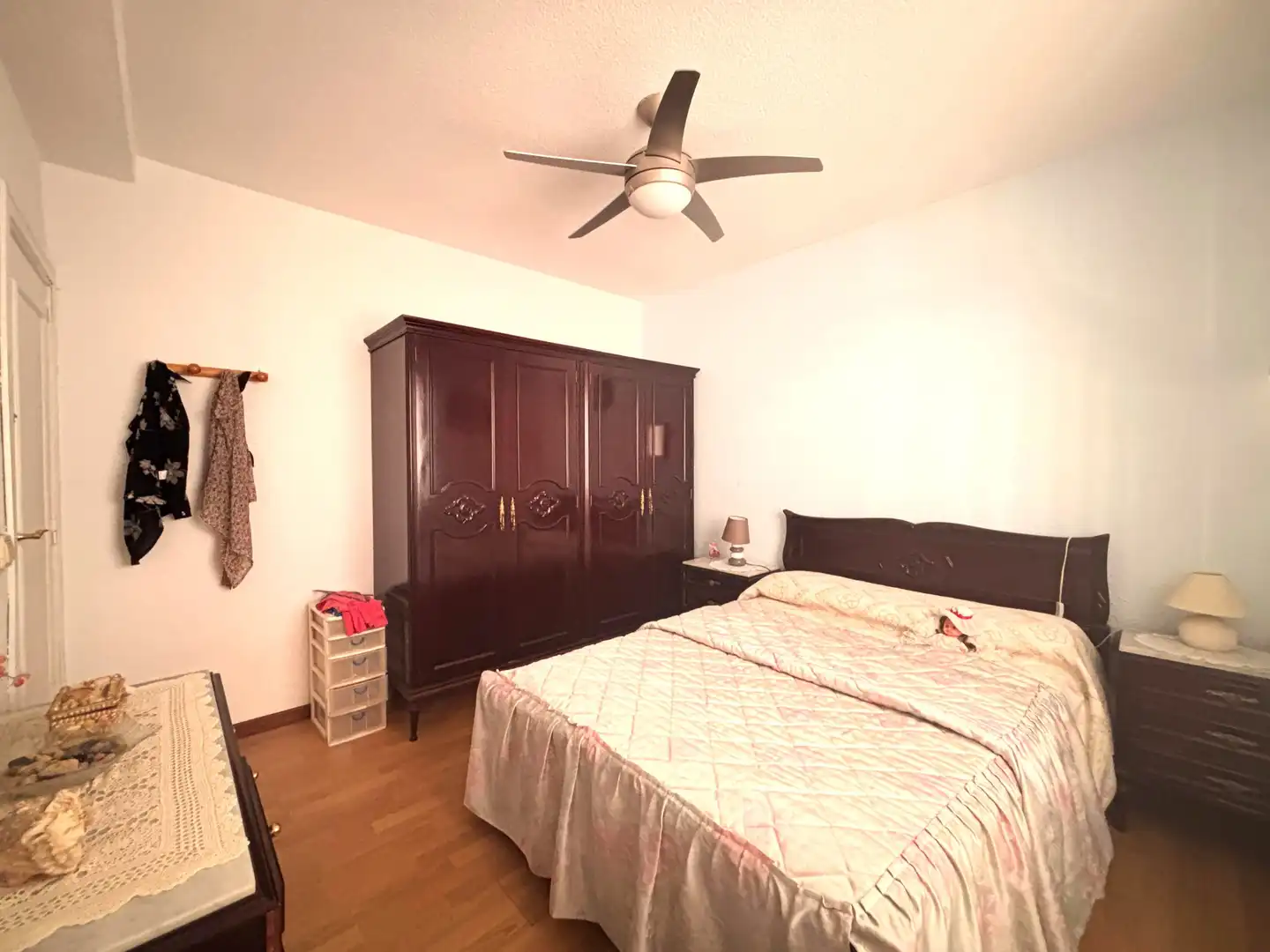 Habitación de Piso en venta en Madrid con Terraza, Trastero y Amueblado