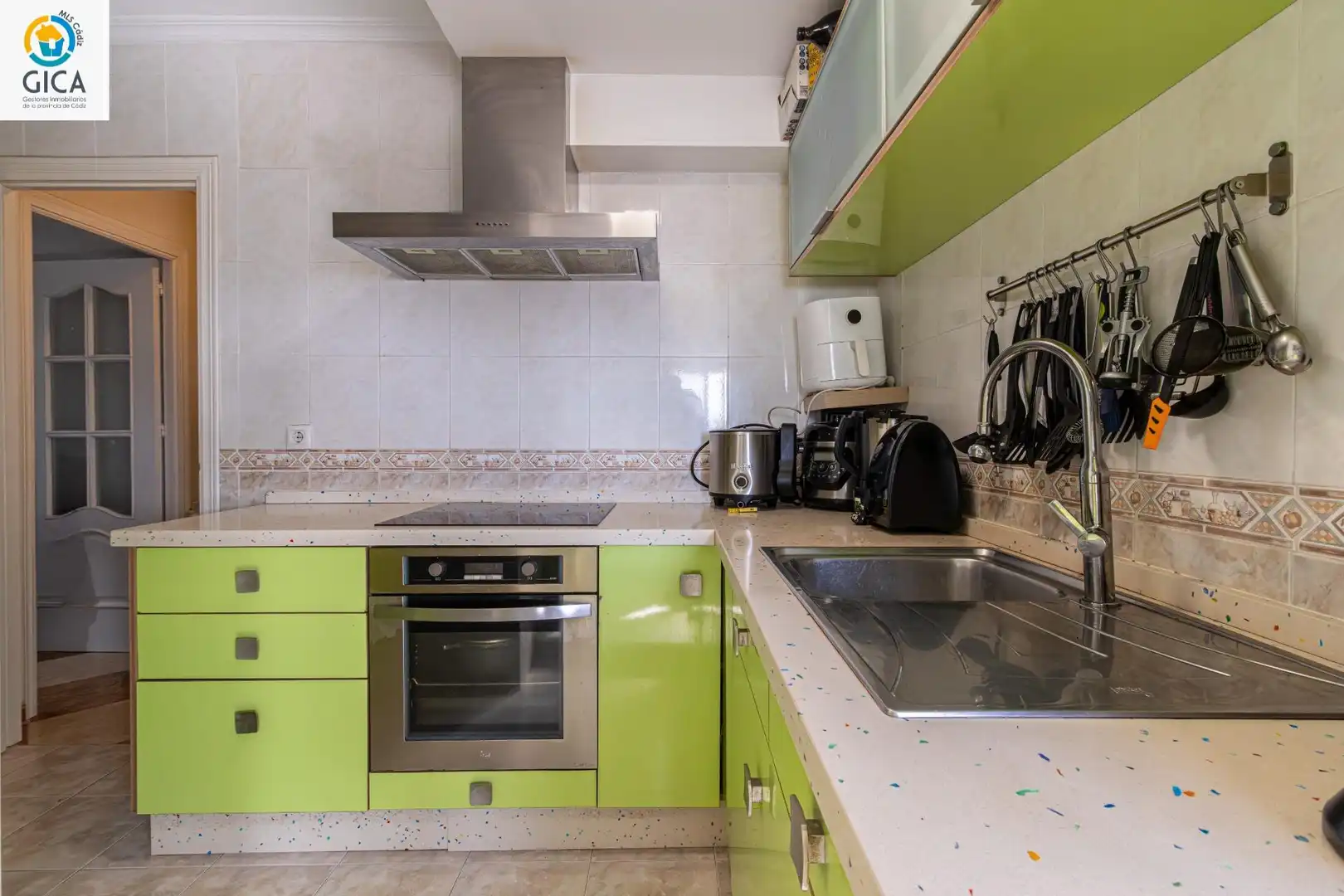 Kitchen of Flat for sale in Jerez de la Frontera  with Air Conditioner