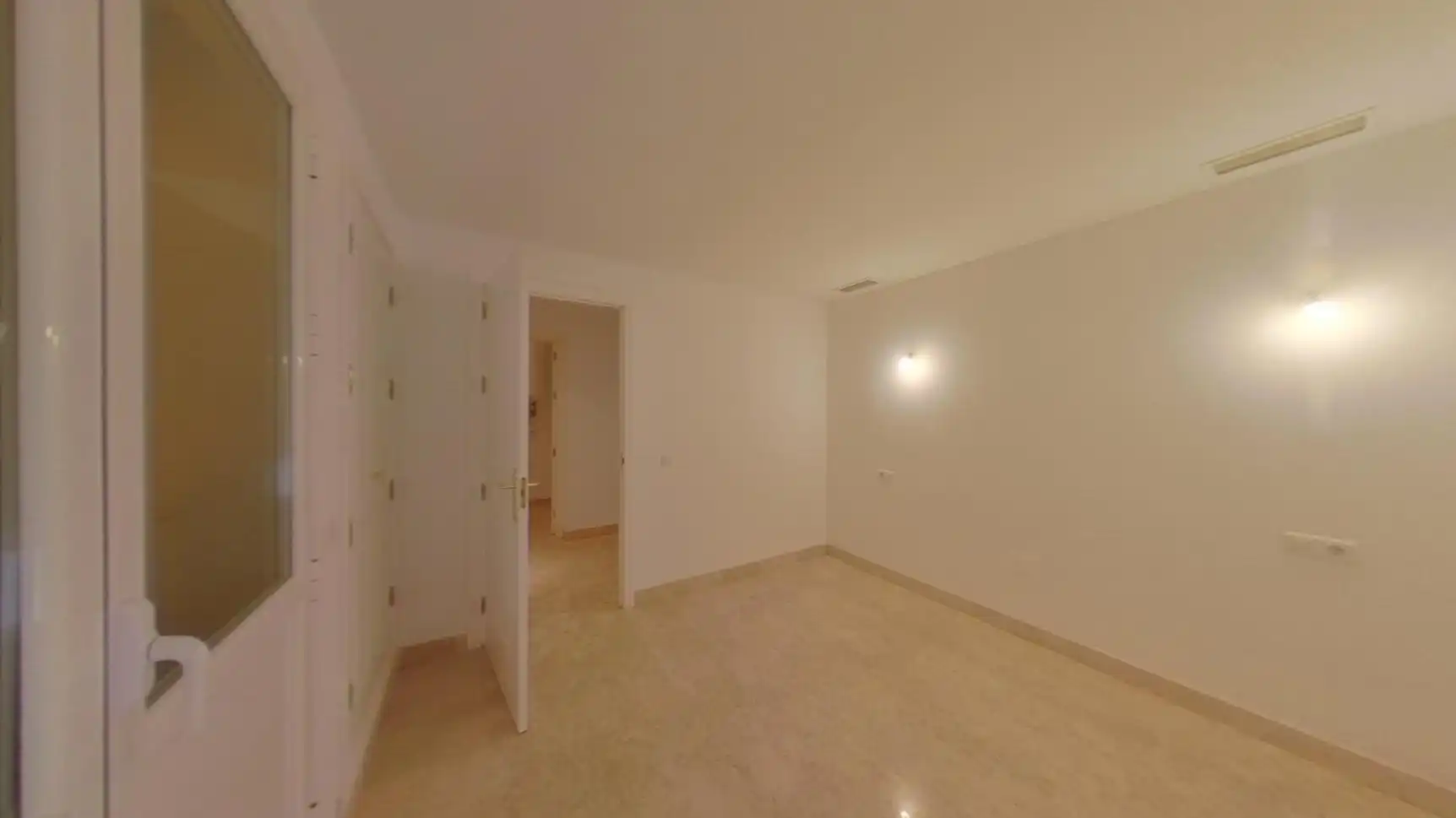 Bedroom of Flat for sale in Marbella  with Storage room and Swimming Pool