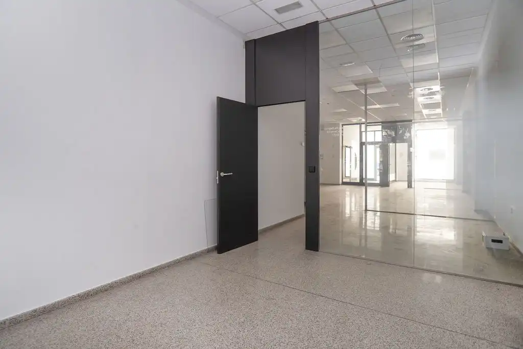 Local comercial de lloguer a C/ Jerónimo Santa Fe, imagen 11