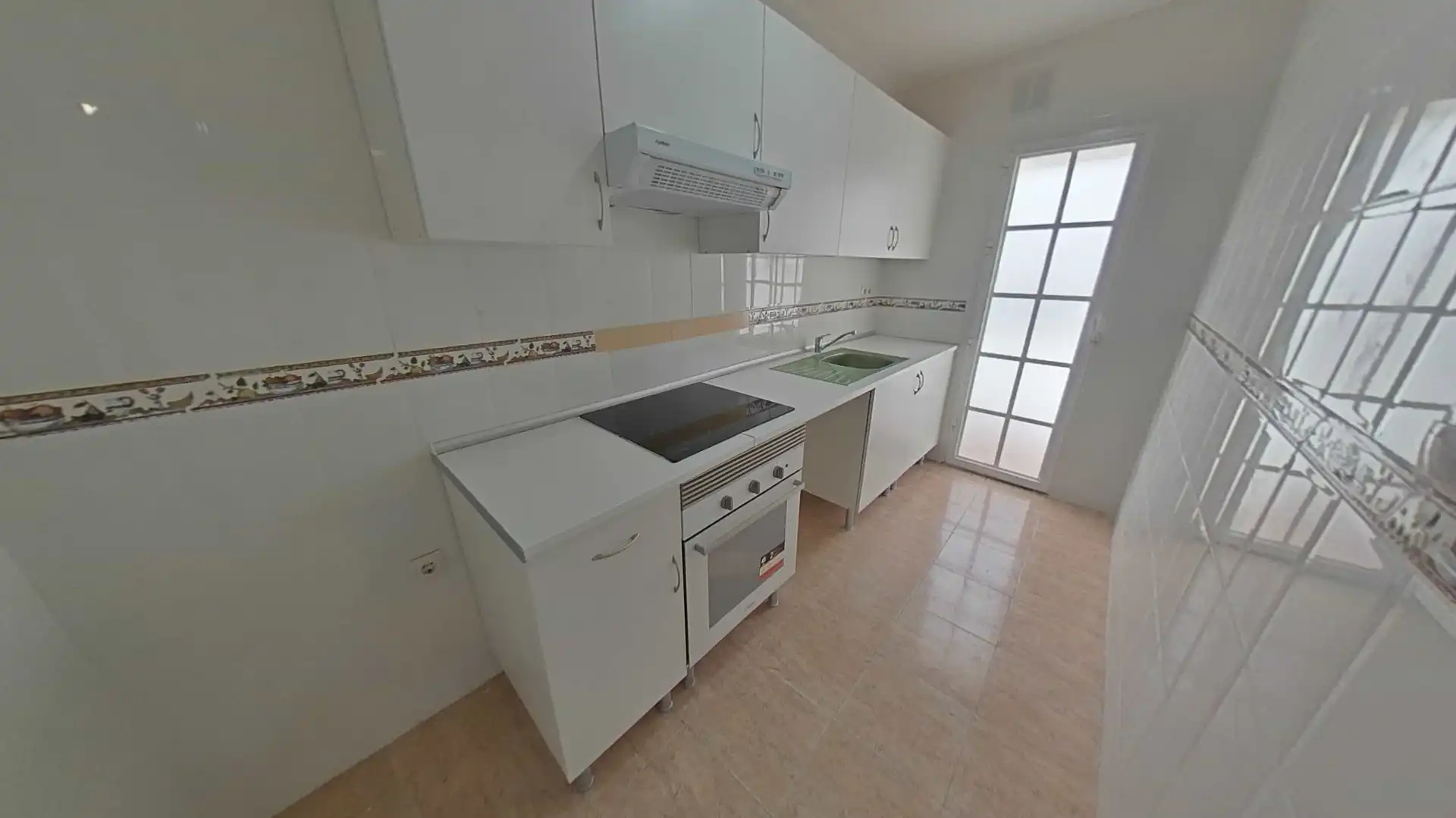Cuina de Pis en venda en Madrid amb Parquet