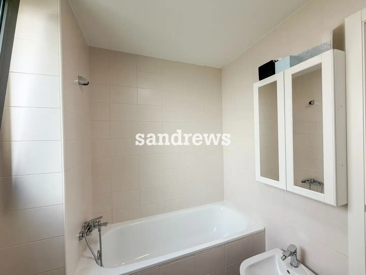 Bathroom of Duplexes for sale in Figueres  with Heating and Storage room