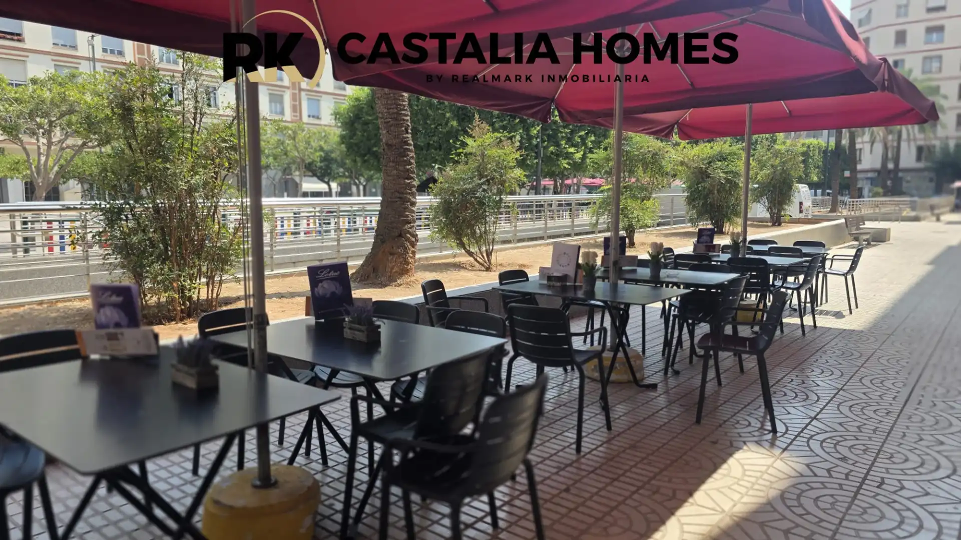 Business premises for transfer in Plaça de l'Hort dels Corders 5