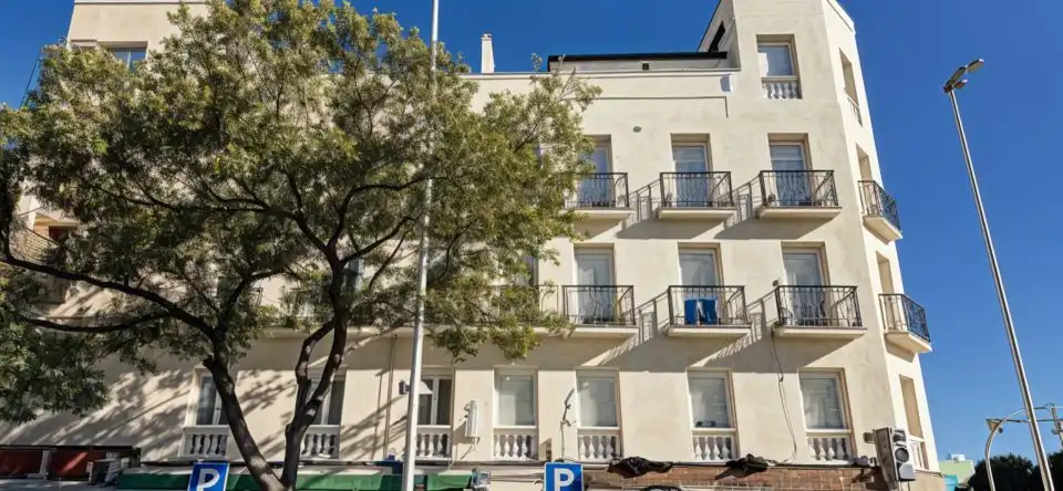 Pis en venda a Calle de Antonio López, Moscardó