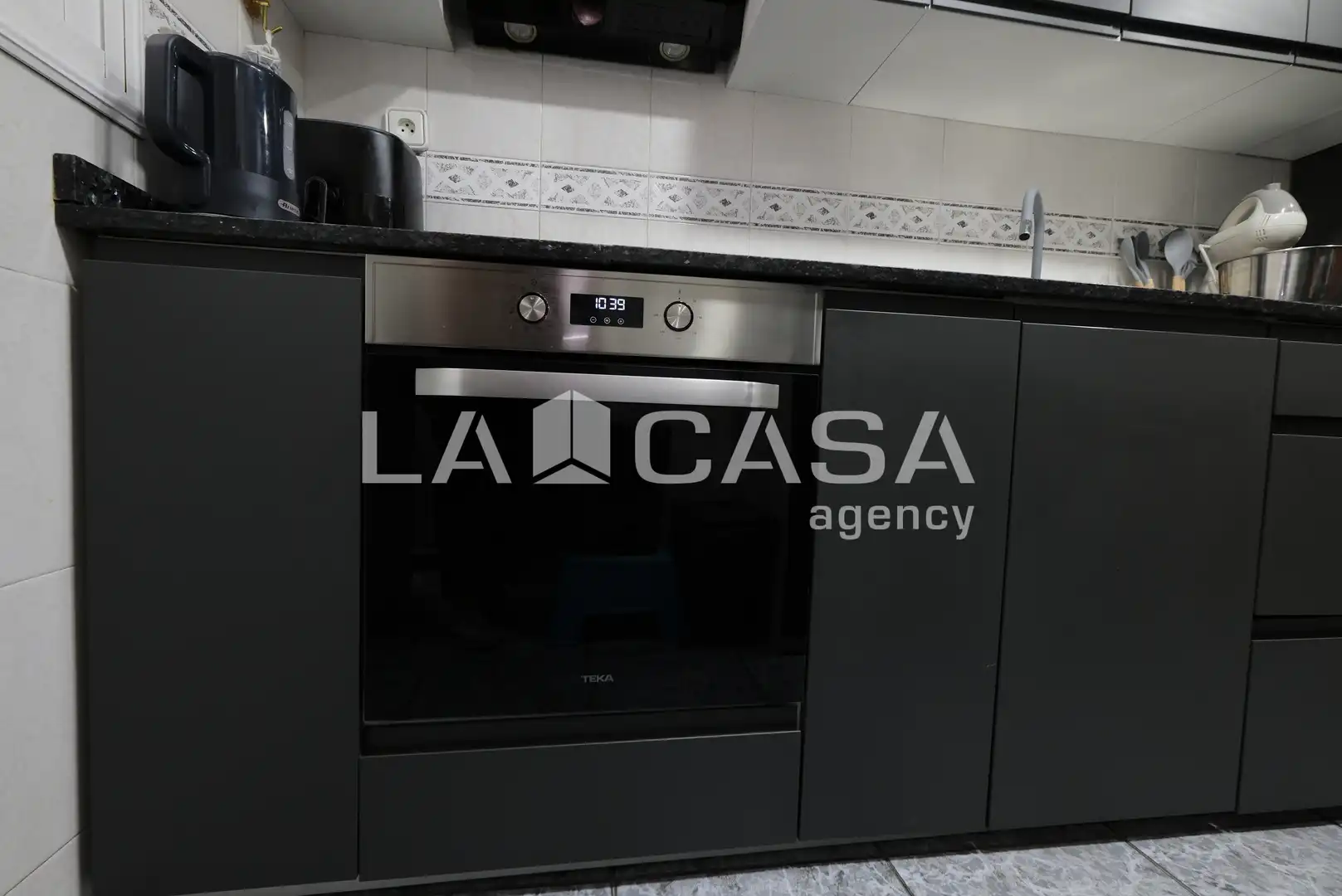 Cocina de Piso en venta en Barcelona con Balcón