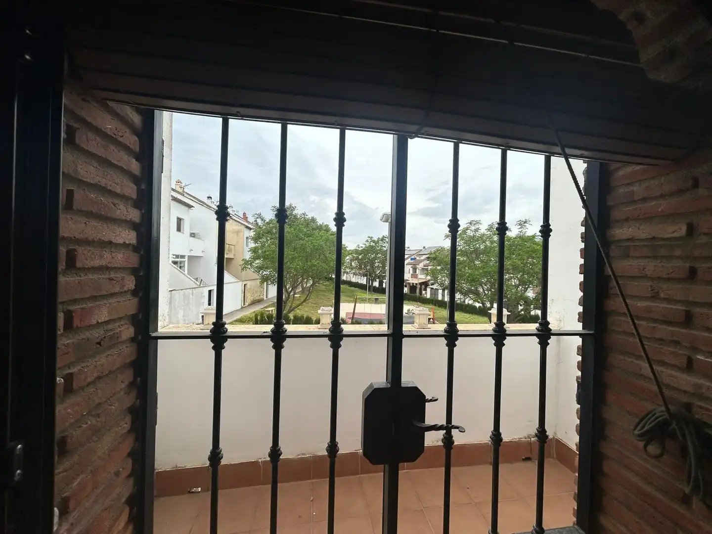 Terrassa de Casa o xalet en venda en Sierra de Yeguas amb Aire condicionat, Calefacció i Jardí privat