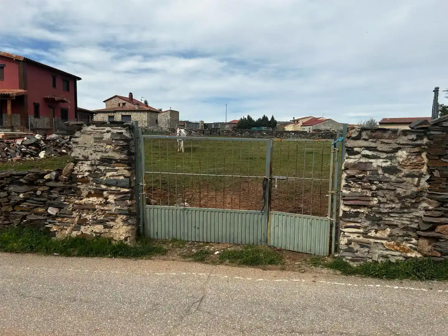 Residencial en venda en Cantalojas