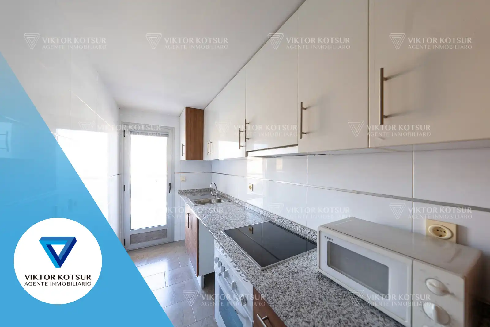 Wohnung mit Pool zum Verkauf in Calle Bahía de Almería, imagen 4