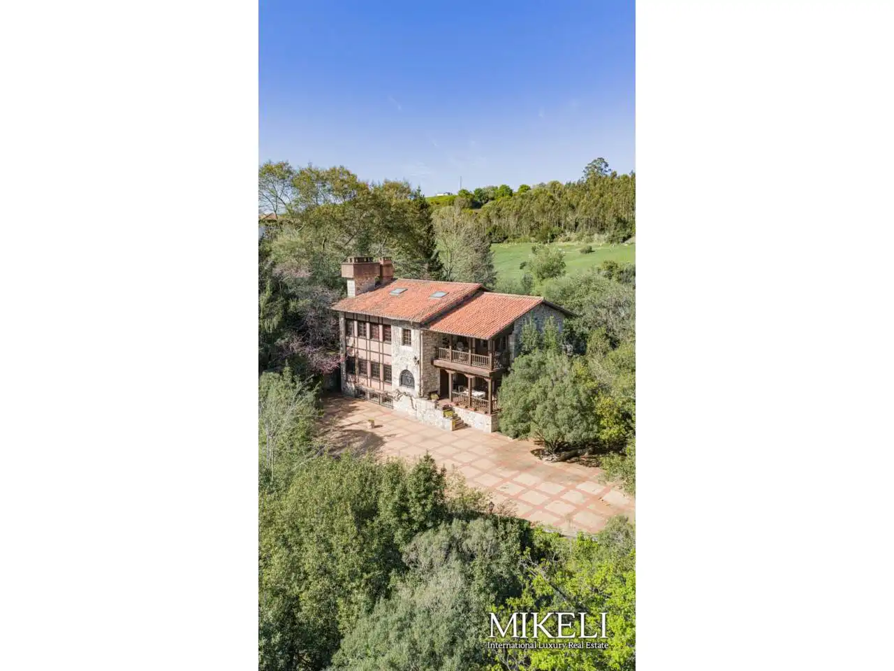 Vista exterior de Casa o xalet en venda en Piélagos amb Calefacció, Jardí privat i Terrassa