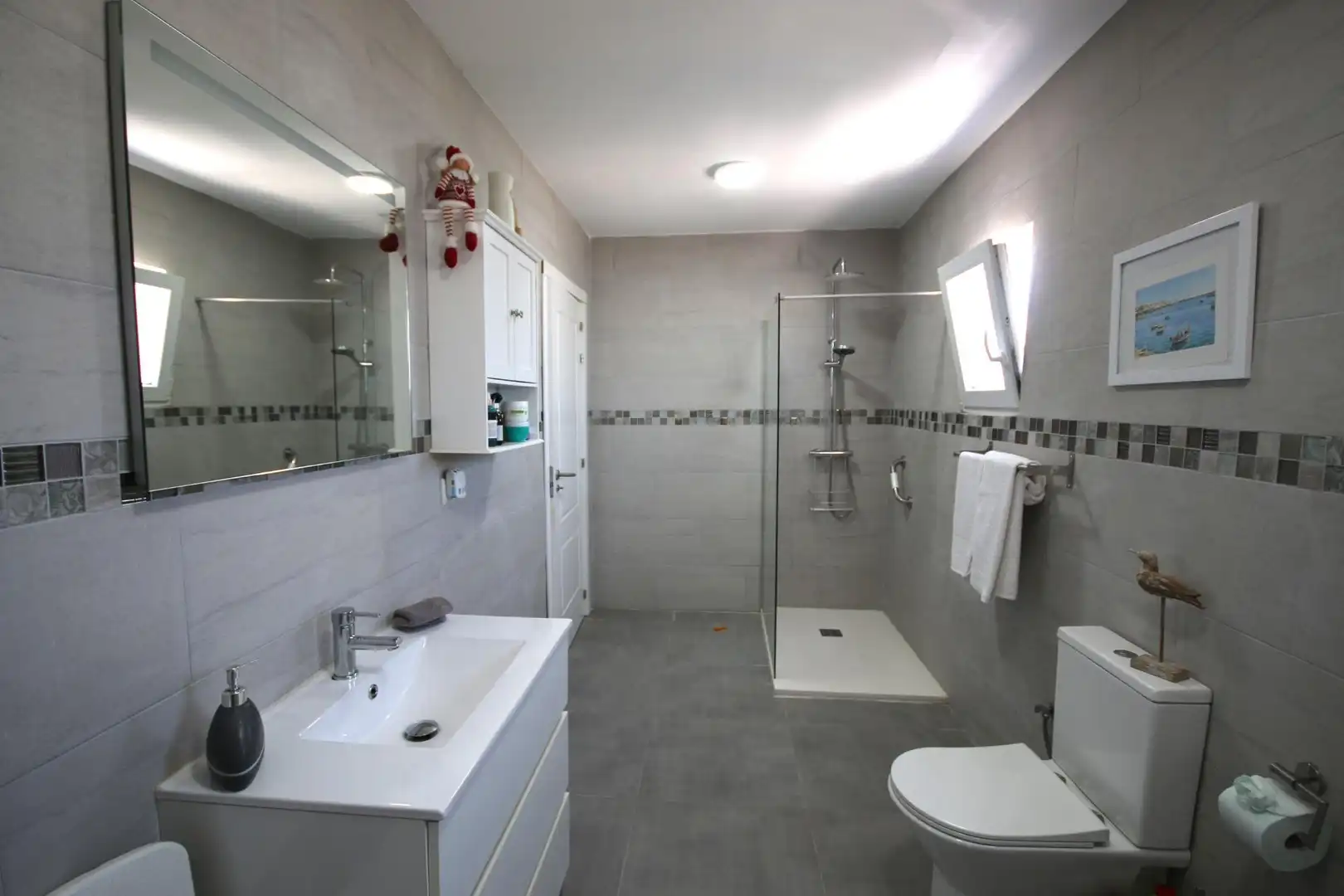 Bany de Casa o xalet en venda en Ayamonte amb Aire condicionat, Piscina i Jacuzzi