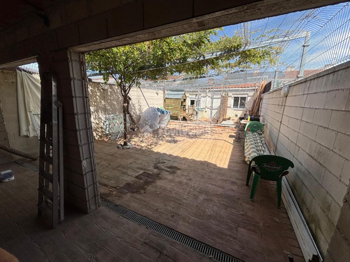Single-family semi-detached for sale in Cuevas - Ilustración