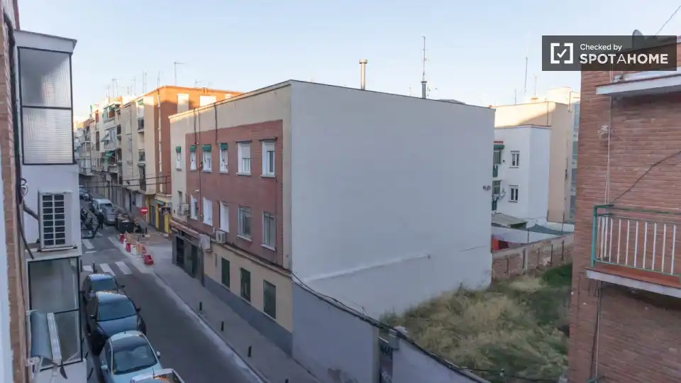 Vista exterior de Pis de lloguer en Madrid amb Aire condicionat, Calefacció i Moblat