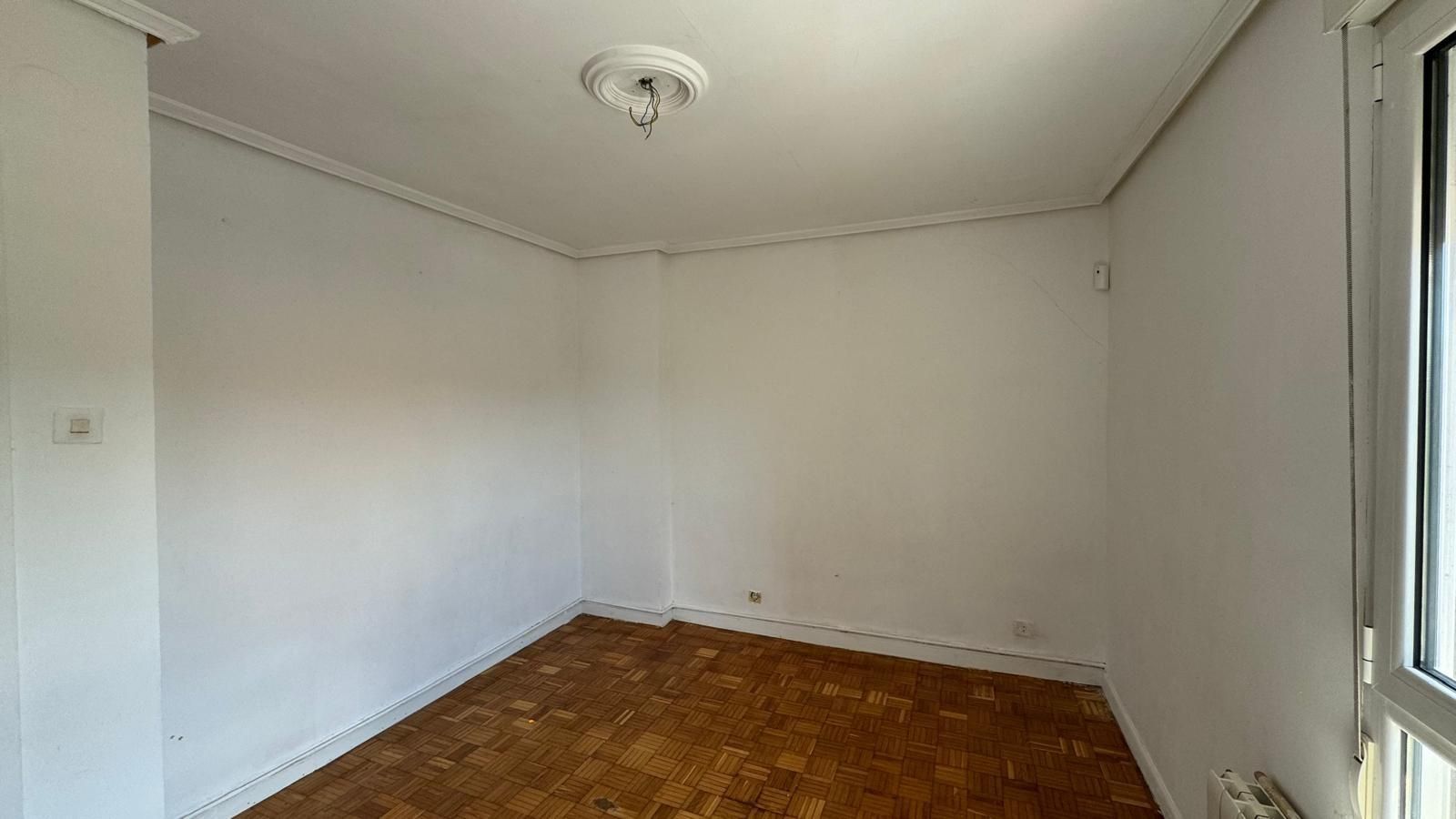 Bedroom of Flat for sale in Santander  with Heating