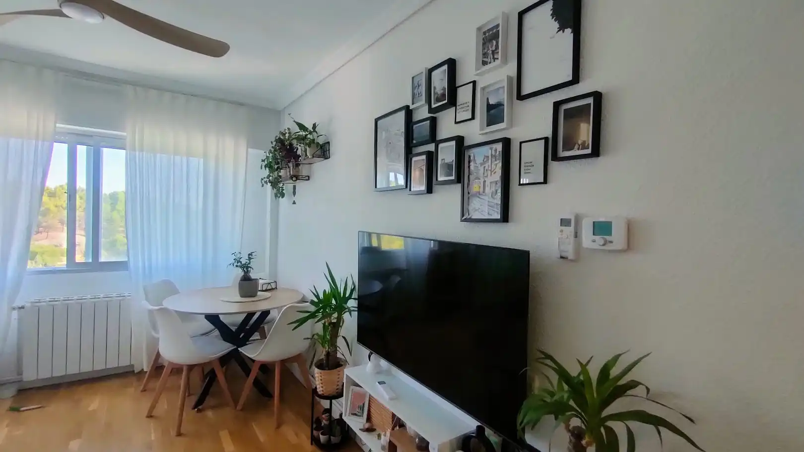 Wohnzimmer von Wohnung zum Verkauf in Coslada mit Klimaanlage, Heizung und Parkett