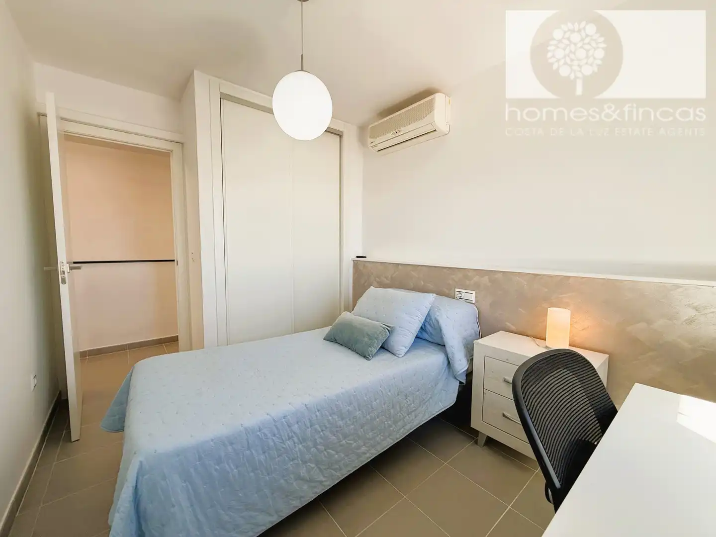 Bedroom of Duplexes for sale in Ayamonte  with Air Conditioner, Terrace and Furnished