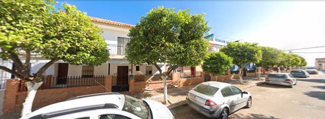 Casa adosada en Venta en Calle Ronda Norte en Torre de la Reina