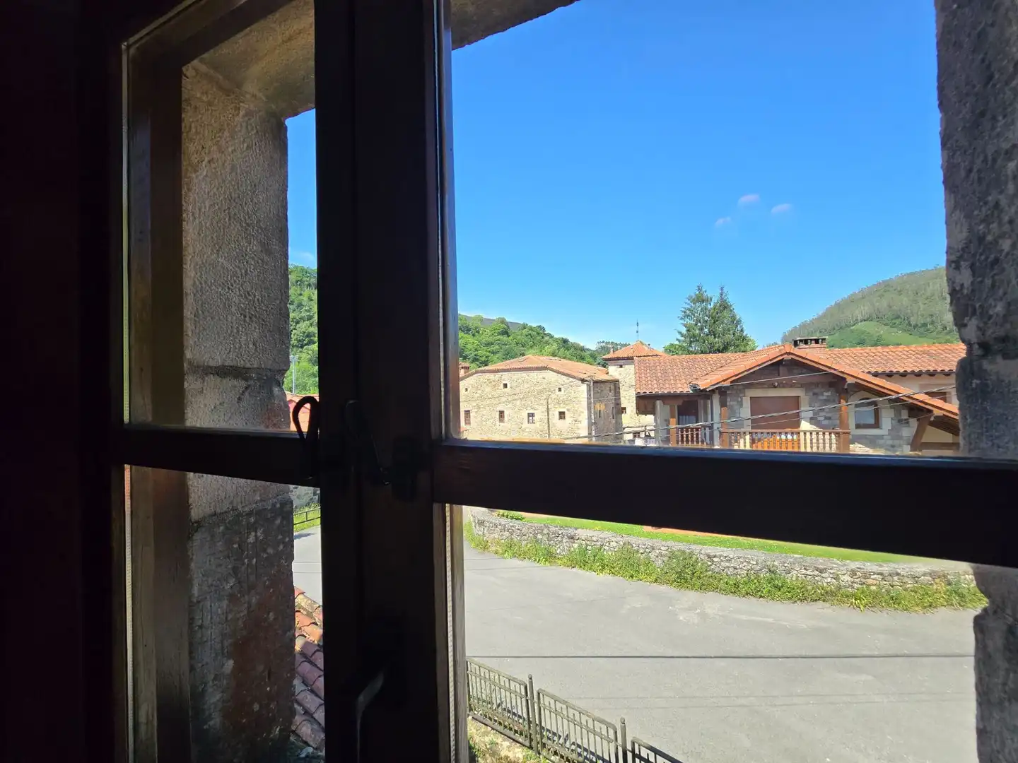 Houses for sale in Valdáliga  with Heating and Private garden