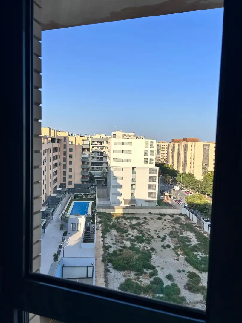 Piscina de Pis de lloguer en Almería amb Aire condicionat, Calefacció i Terrassa