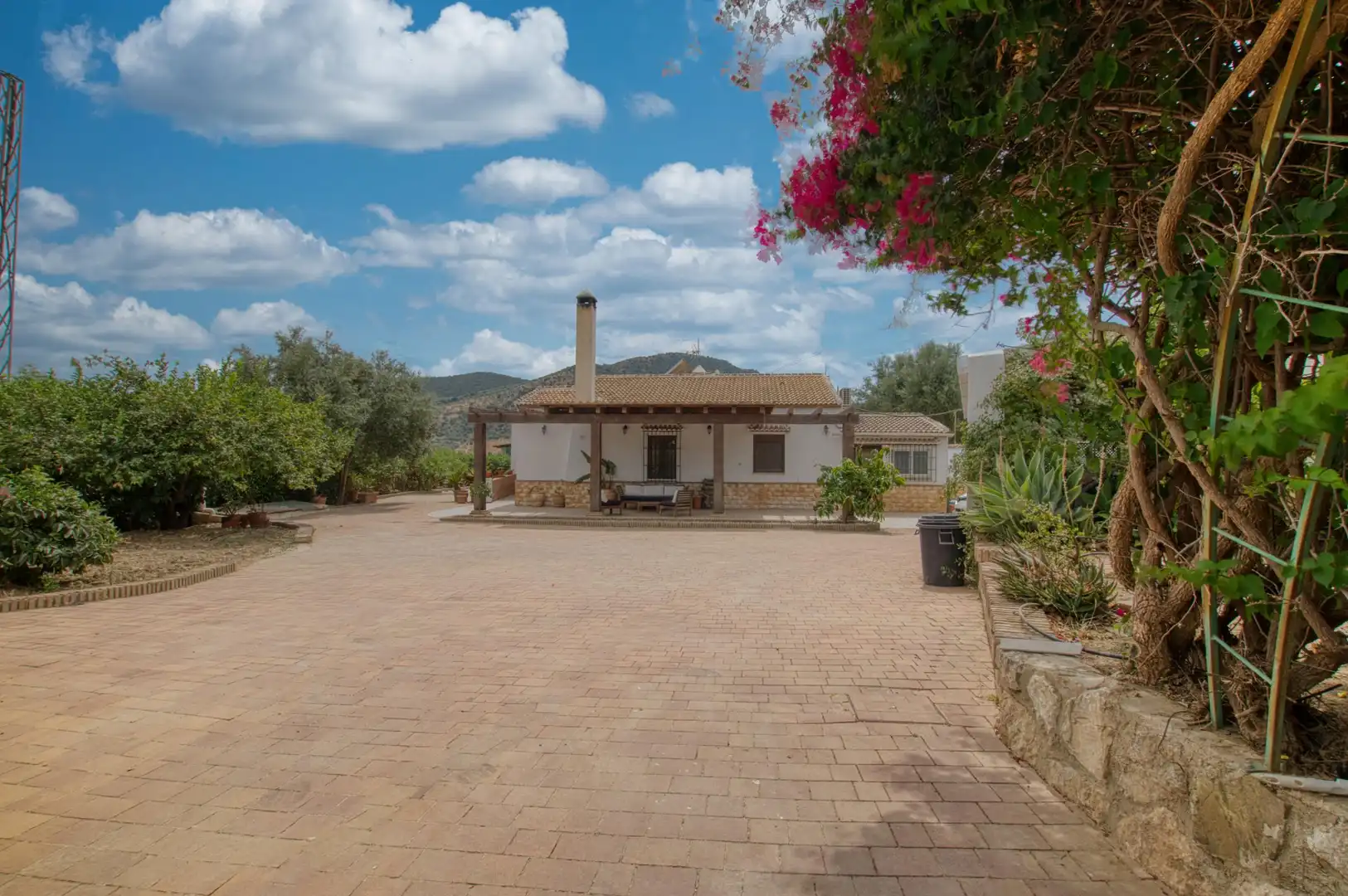 Exterior view of Houses for sale in Periana