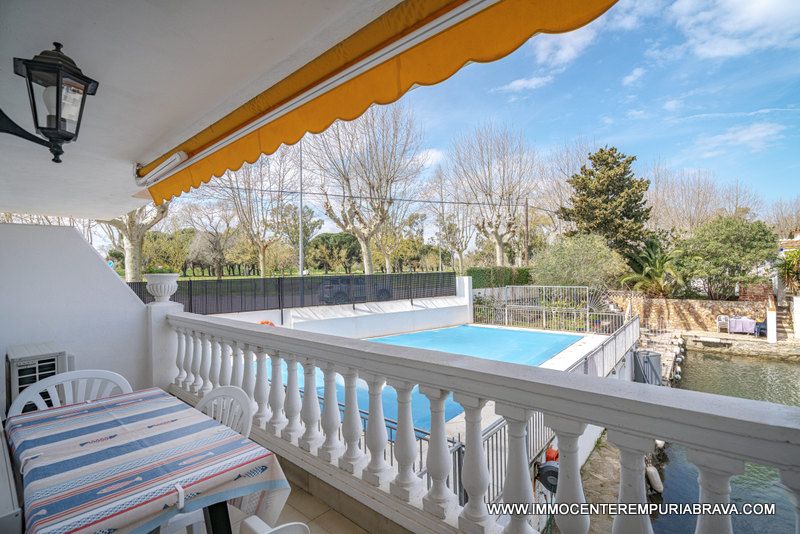Swimming pool of Apartment for sale in Empuriabrava  with Air Conditioner, Heating and Terrace