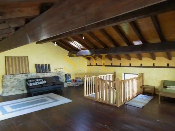 Sala de estar de Casa o chalet en venta en Boca de Huérgano con Calefacción, Jardín privado y Parquet