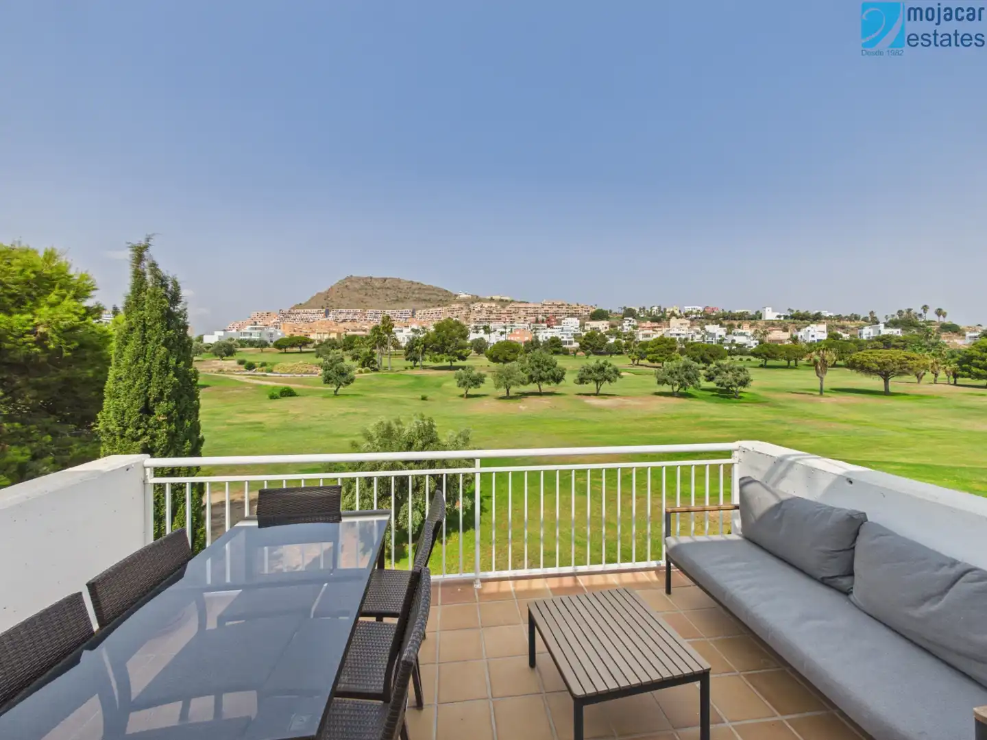Appartement compact avec terrasse à vendre à Avenida Costa Levante 8B