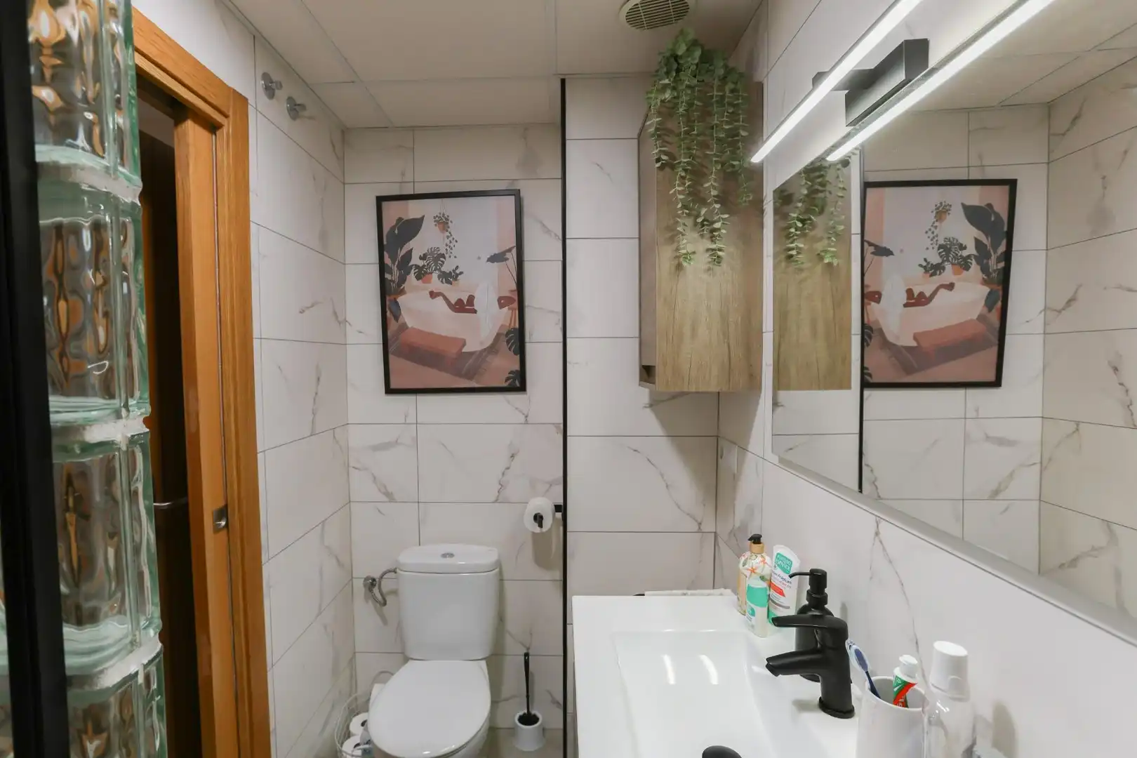 Baño de Planta baja en venta en Málaga con Aire acondicionado, Calefacción y Alarma