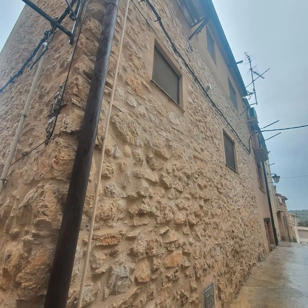 Vista exterior de Casa o xalet en venda en El Pinell de Brai amb Moblat