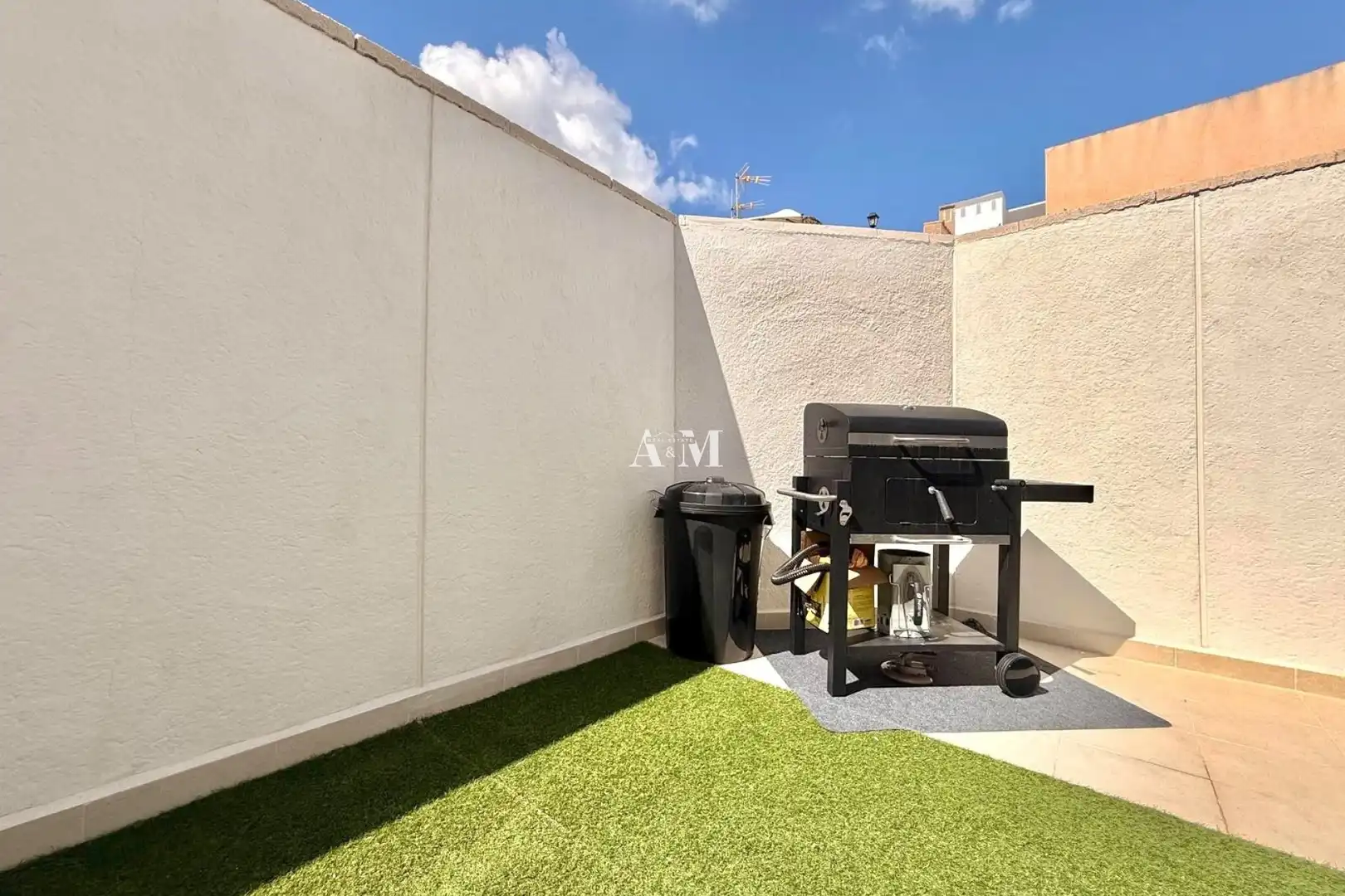 Terrace of Houses for rent in Torrevieja  with Air Conditioner, Heating and Private garden