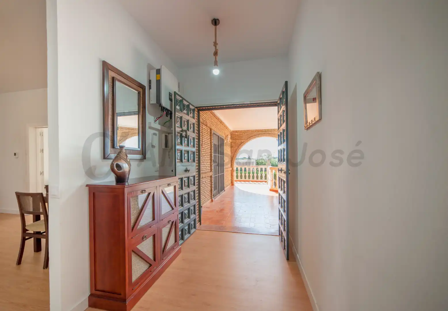 Casa o xalet en venda en La Rinconada amb Aire condicionat, Jardí privat i Piscina