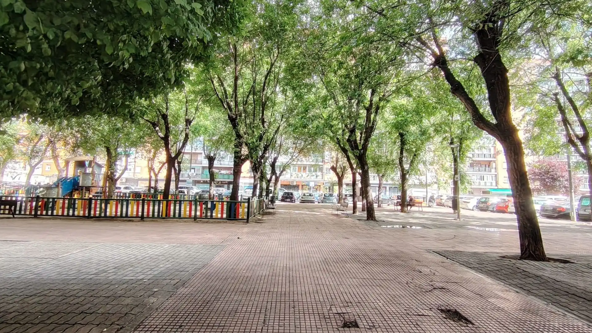 Vista exterior de Piso en venta en Alcalá de Henares con Aire acondicionado, Calefacción y Terraza