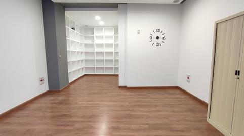 Foto 3 de Oficina de alquiler en Rascón, 41