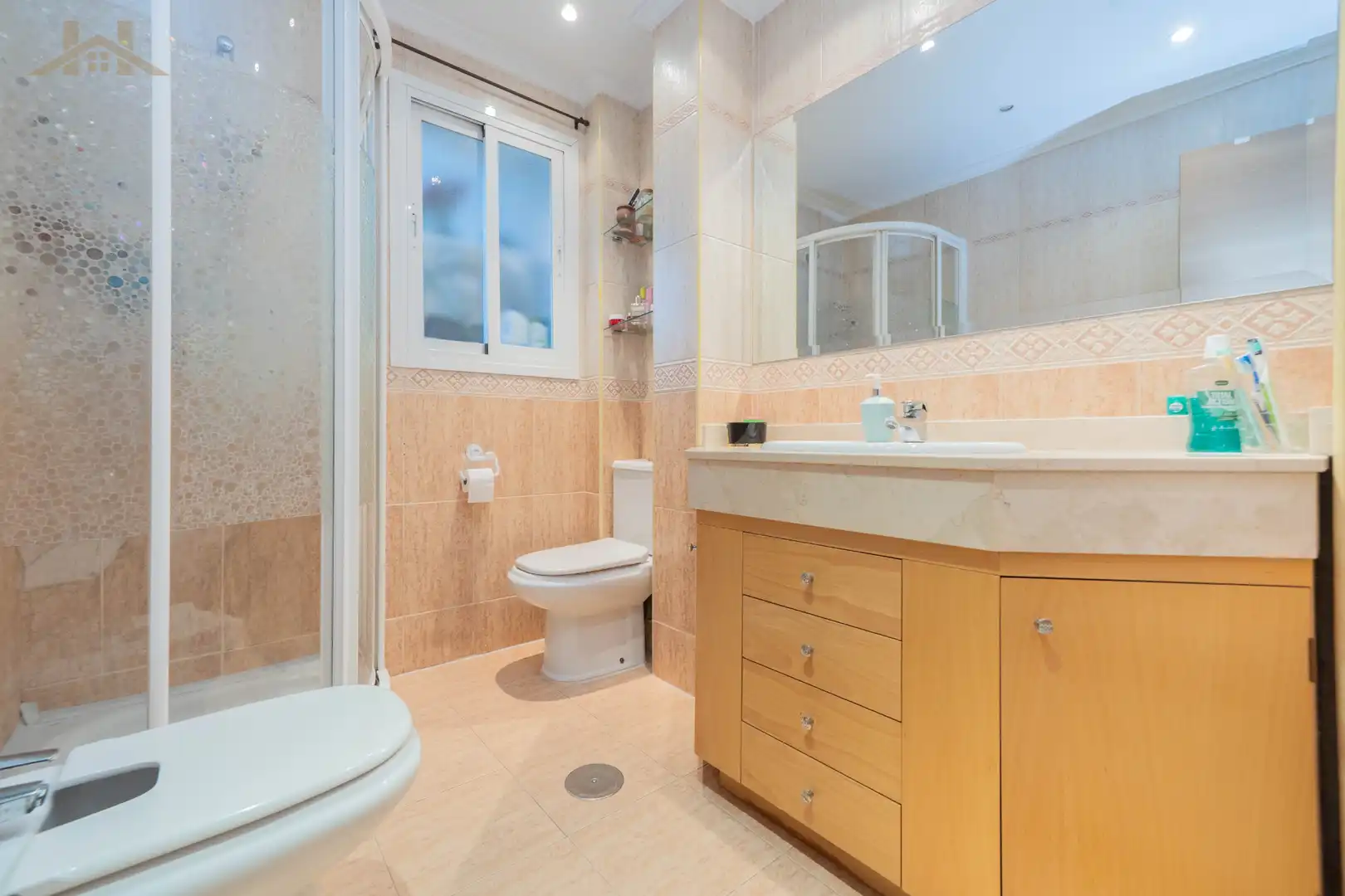 Bathroom of Flat for sale in Móstoles  with Air Conditioner and Terrace