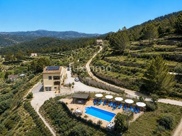 Villa avec balcon à vendre à Benissa pueblo