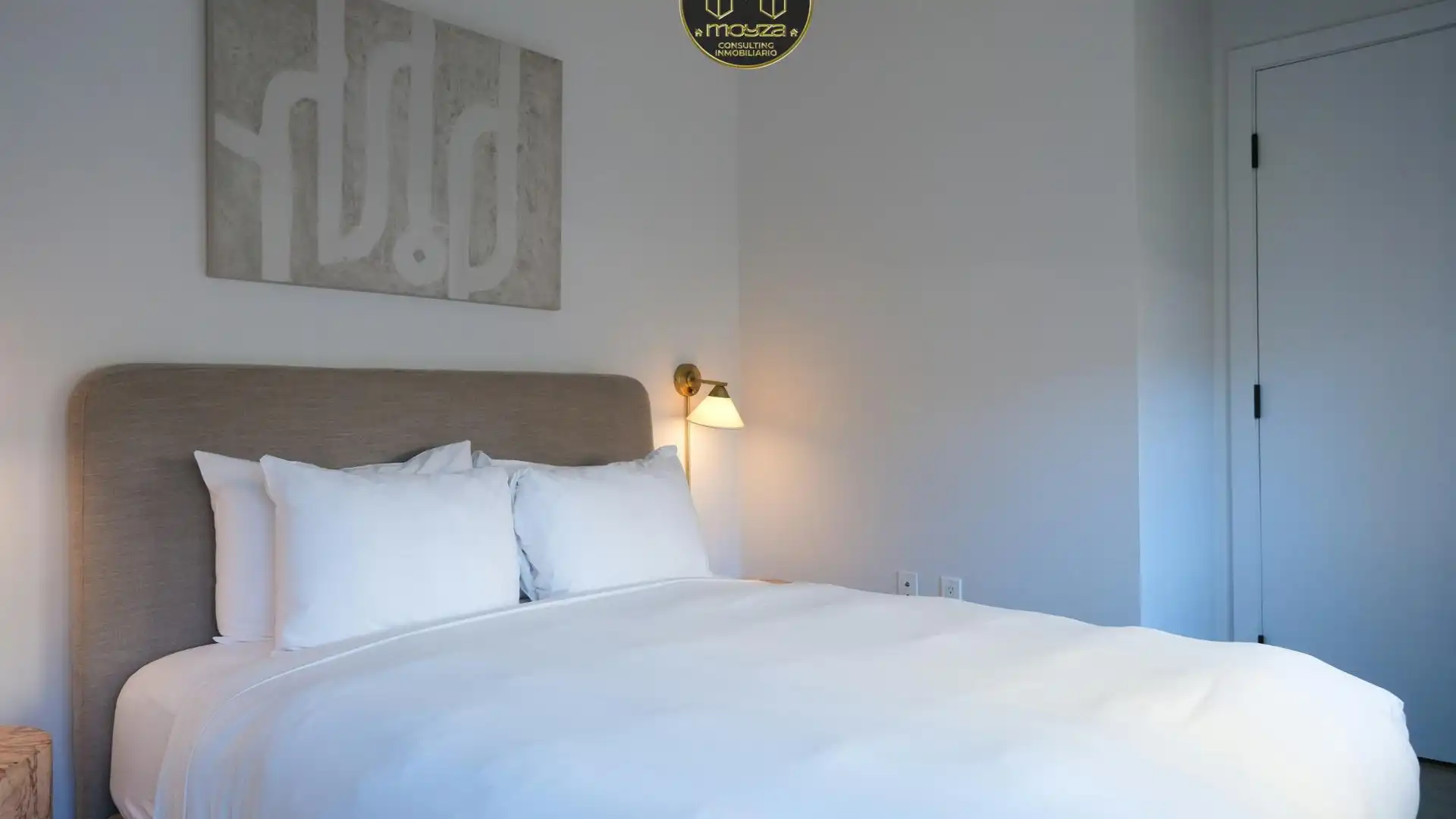 Bedroom of Building for sale in  Granada Capital