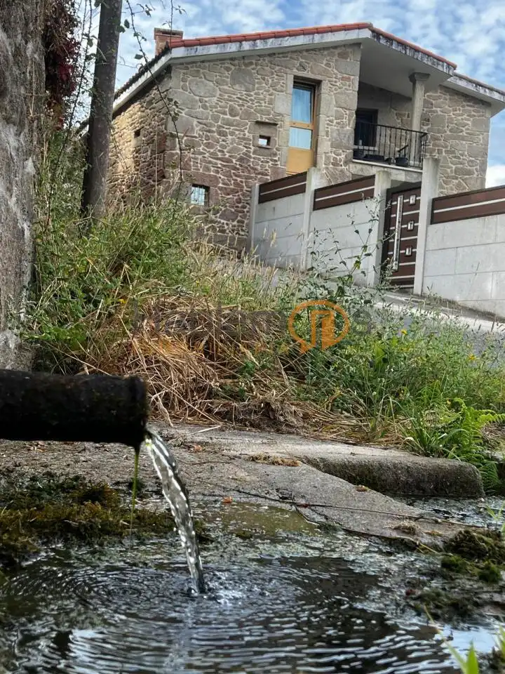 Casa rústica amb terrassa en venda a Moraña, imagen 46