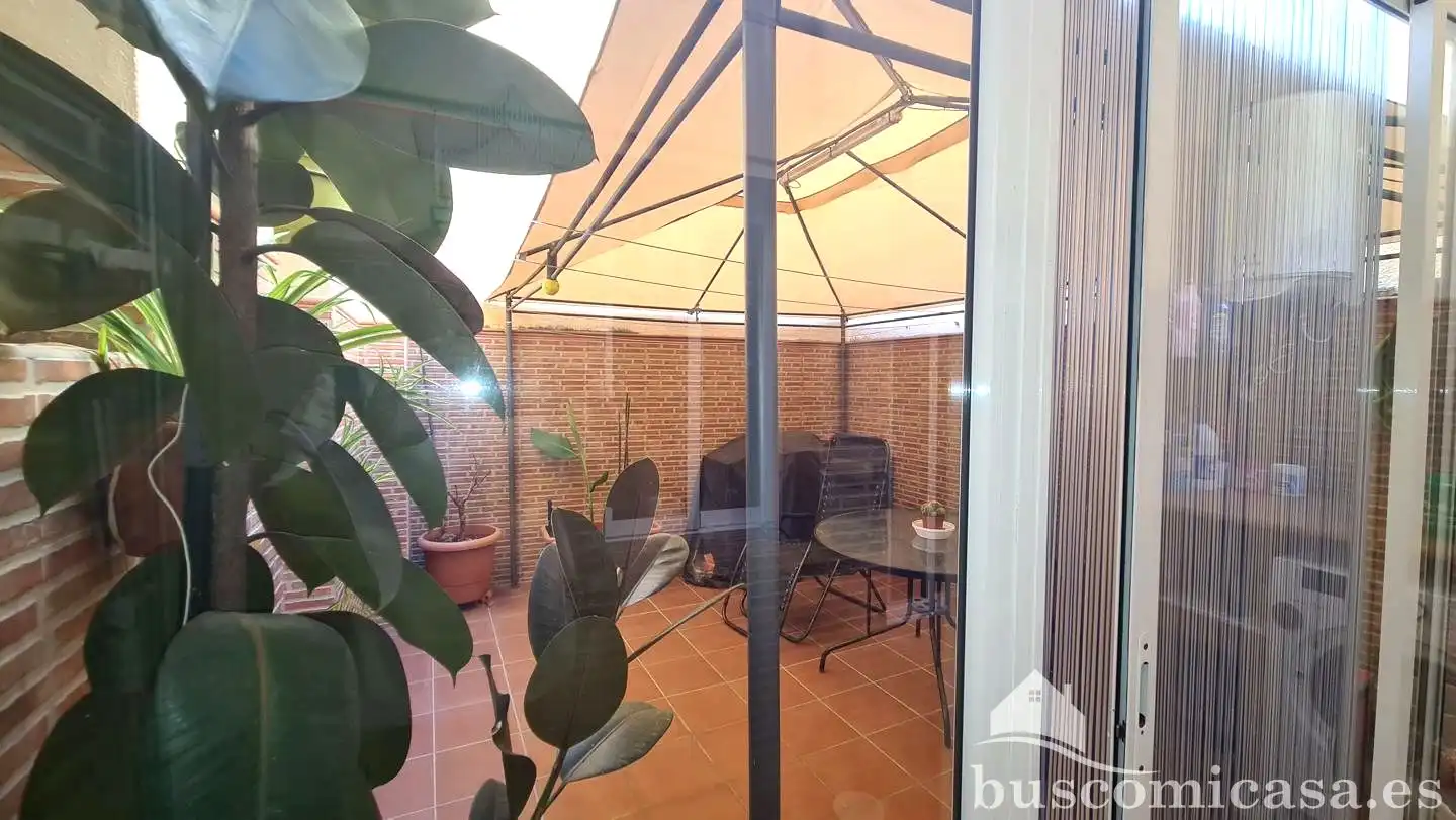 Terraza de Planta baja en venta en Linares con Aire acondicionado
