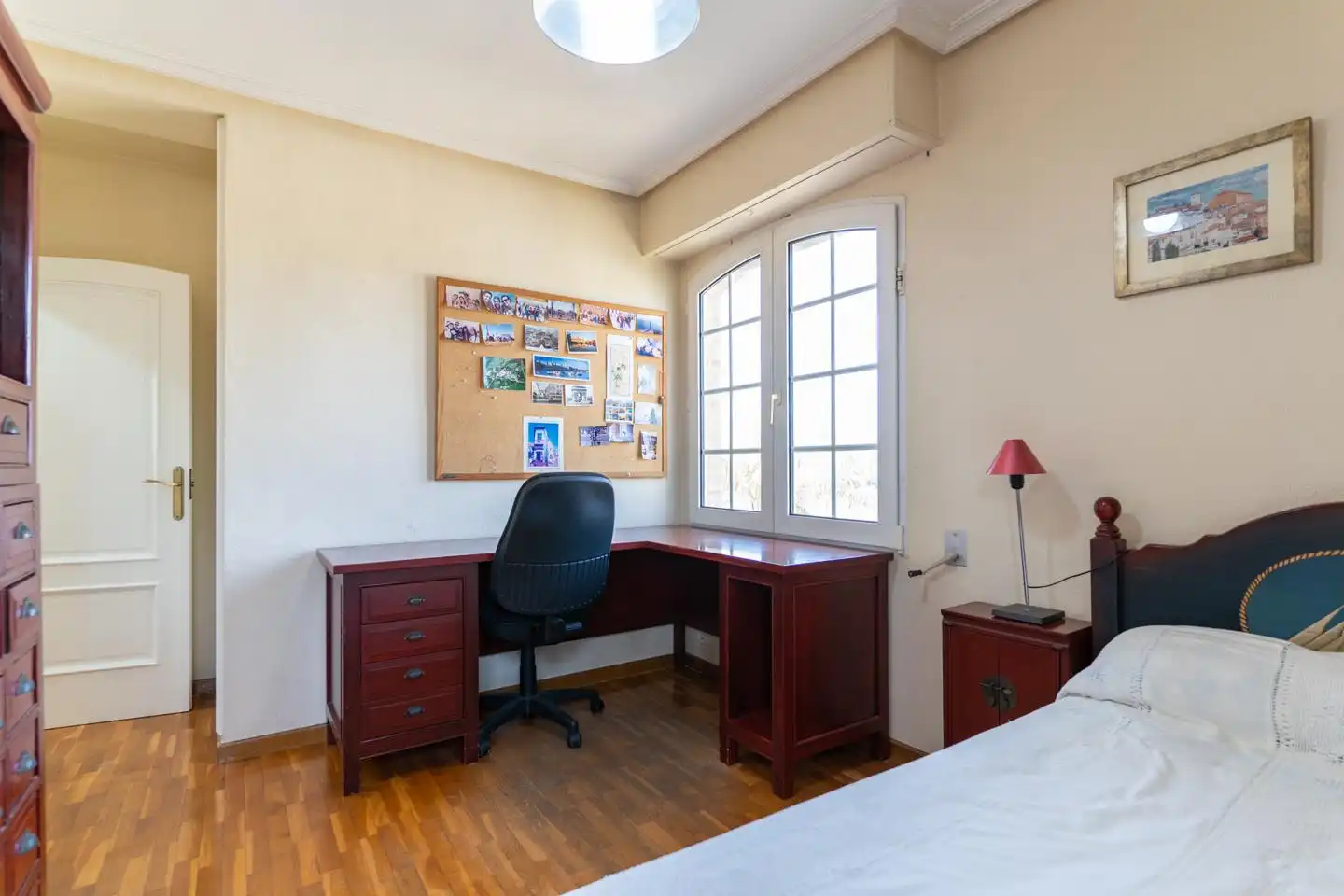 Dormitori de Casa o xalet en venda en Elche / Elx amb Calefacció, Jardí privat i Parquet
