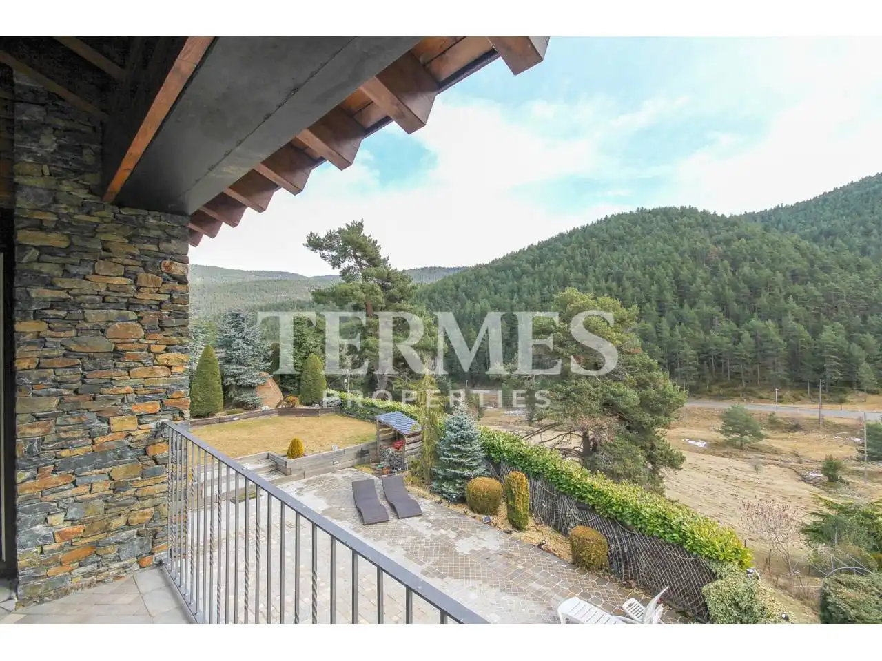 Terraza de Casa o chalet en venta en Alp con Calefacción, Jardín privado y Terraza