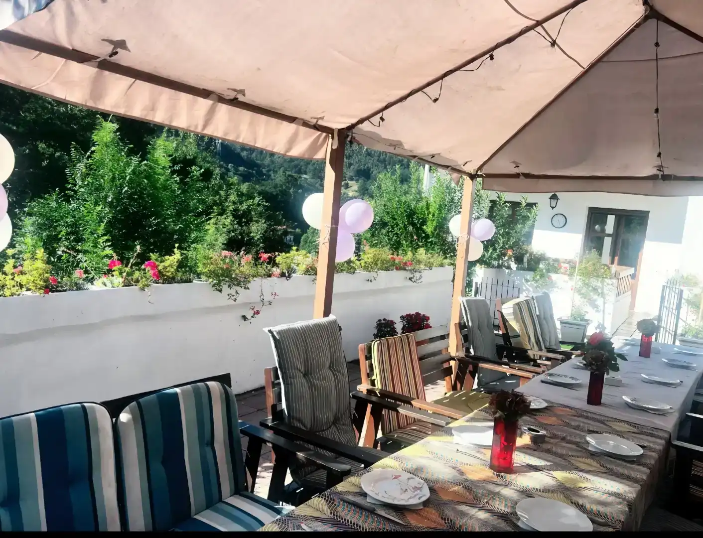 Terrassa de Casa o xalet en venda en Alonsotegi amb Jardí privat, Parquet i Moblat