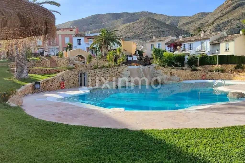 Vista exterior de Finca rústica en venta en Finestrat con Aire acondicionado, Terraza y Trastero