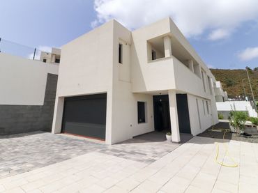 Chalet con balcón en venta en Vegueta - Cono Sur - Tafira