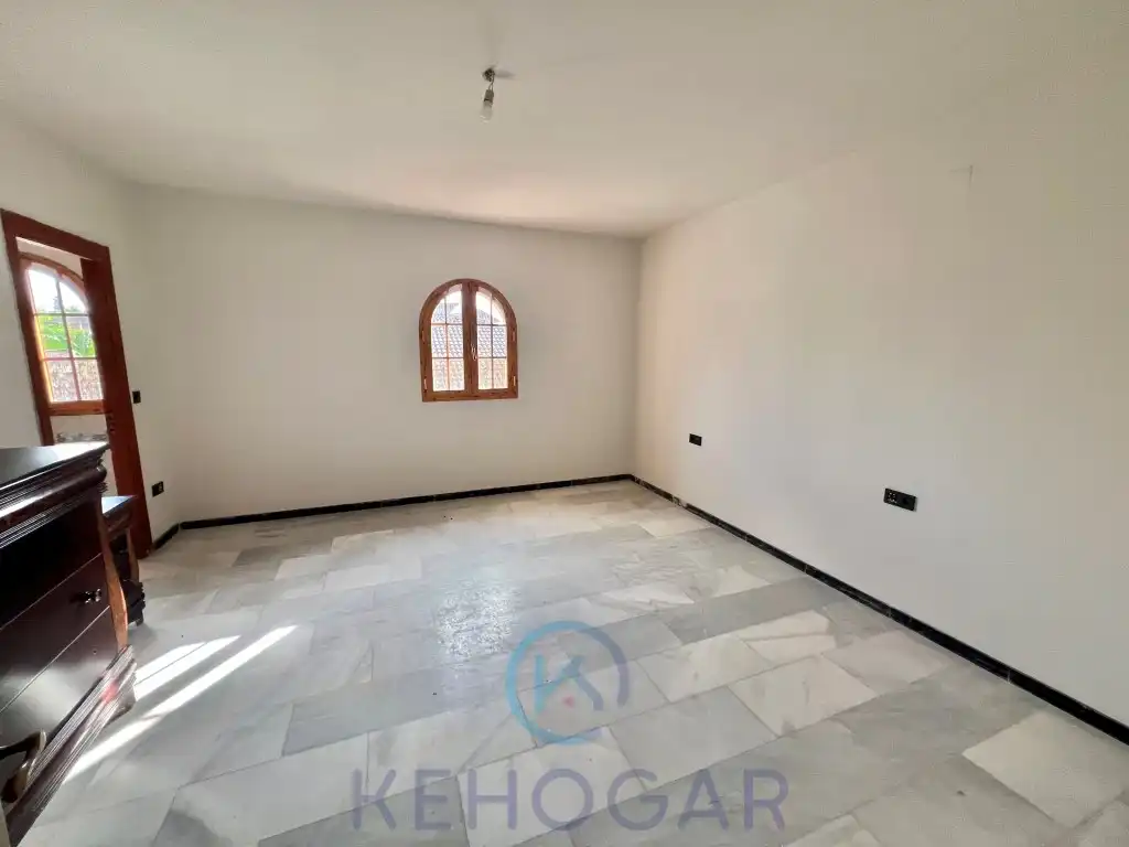 Casa o chalet en venta en Dos Hermanas con Piscina